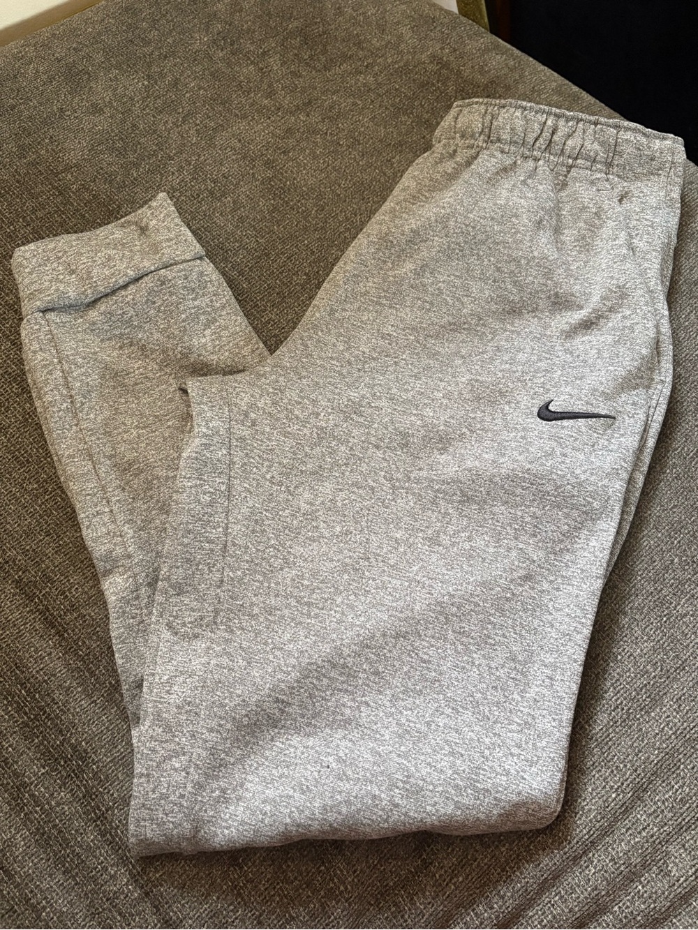 Nike Men’s ' Grey Fleece Jogger Pants